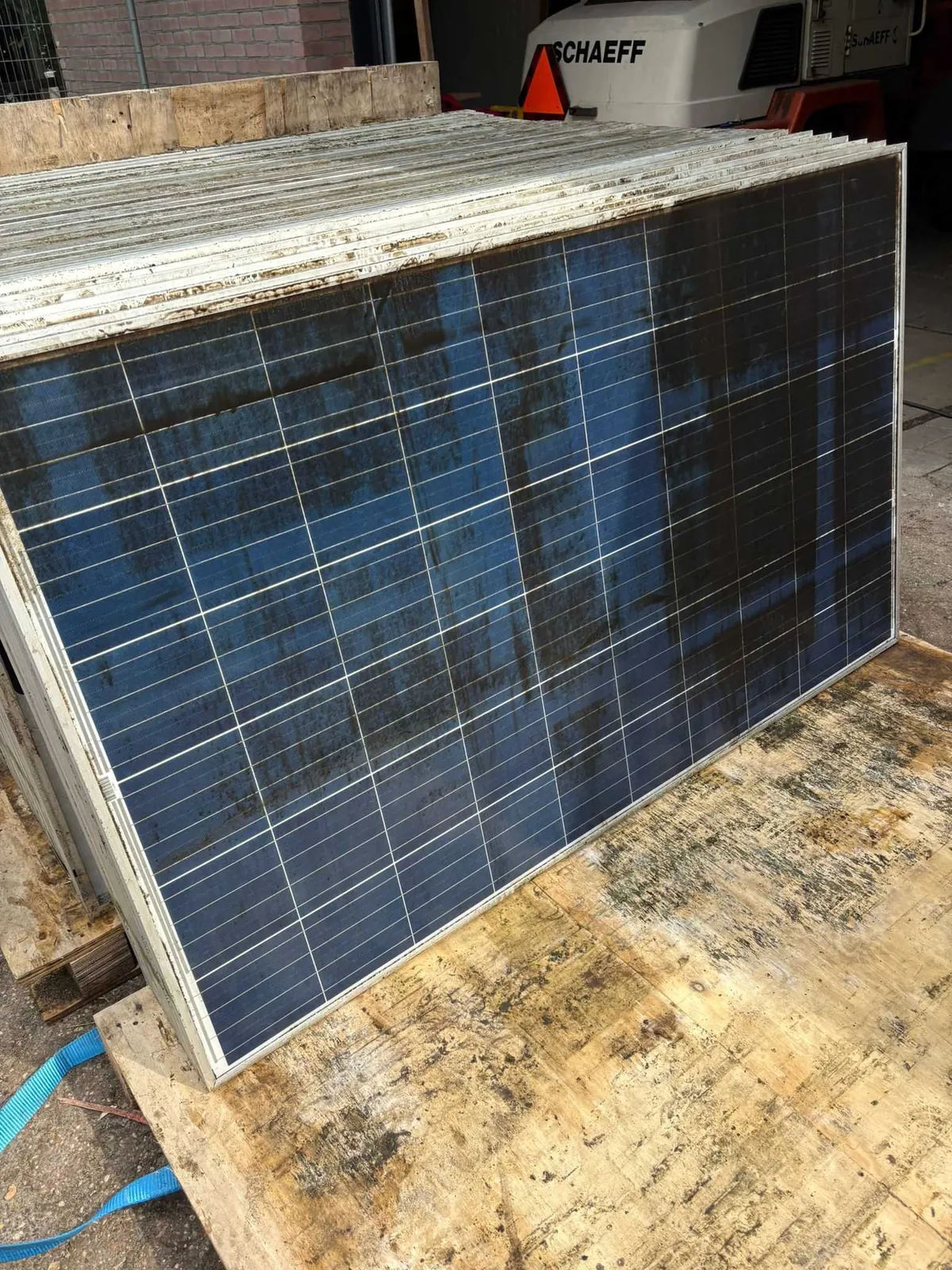 The afterlife of solar panels